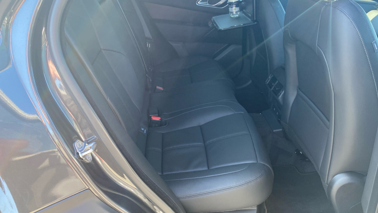 Land Rover Range Rover Velar 2.0 P400e Dynamic SE 5dr Auto Estate